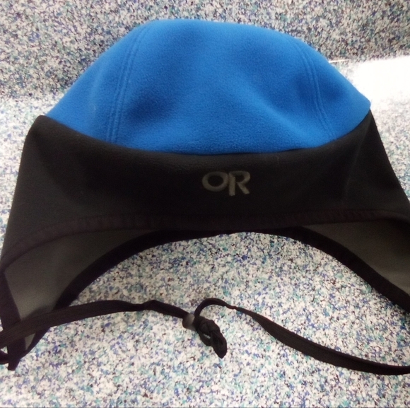 Outdoor Research Peruvian Fleece Hat Bungee Closure - Picture 1 of 5